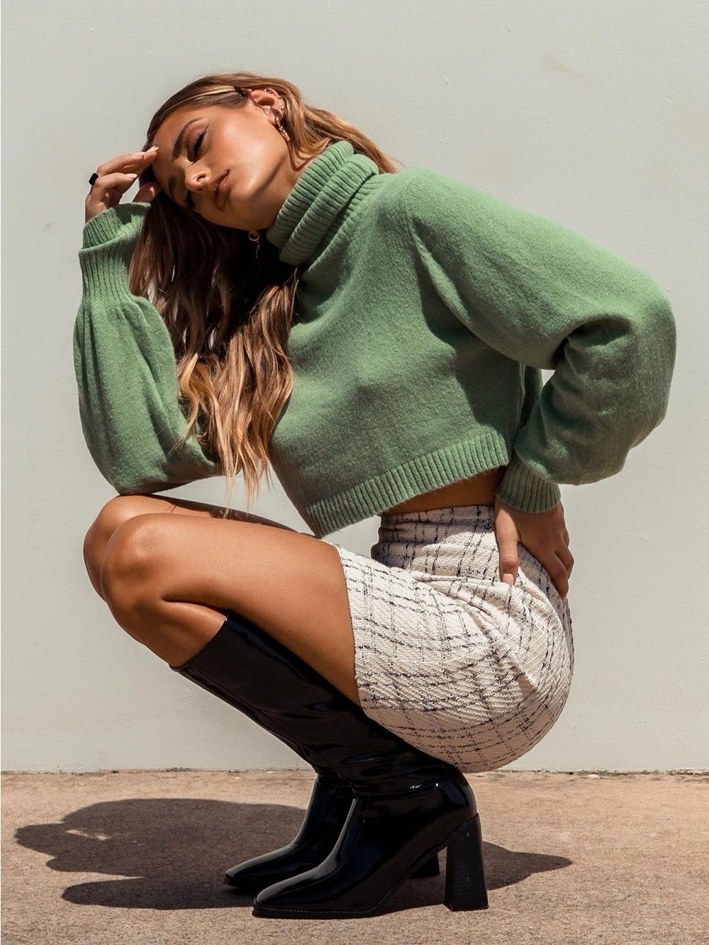 PRINCESS POLLY Zahara Cropped Turtleneck Sweater - Picture 8 of 15